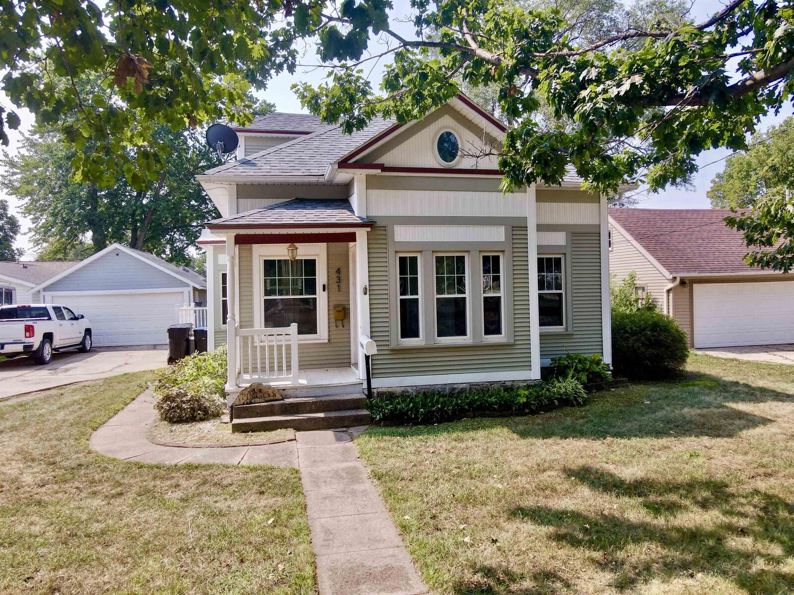 Property Photo:  431 Sumner St  IA 51012 