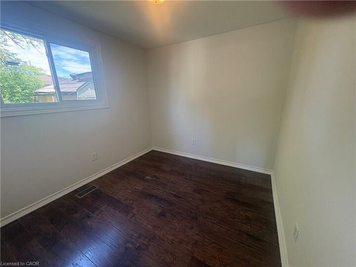 Property Photo: 427 Talbot Street Back ON L8H 6T6