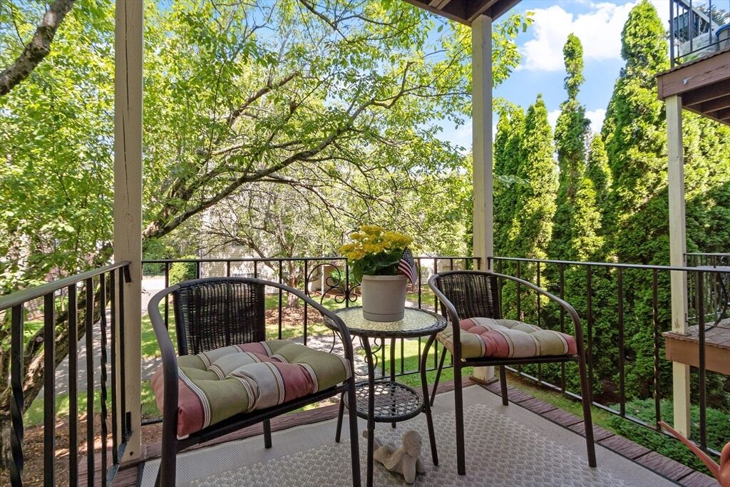 Property Photo: 16 Appleton Park E4 MA 01938