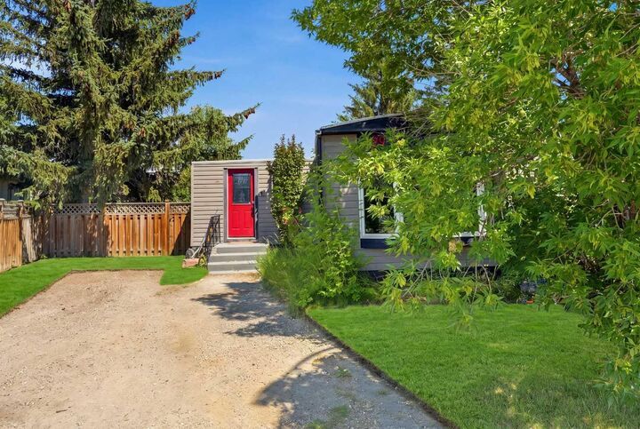 Property Photo: 129 Big Hill Place SE AB T4A 1P9