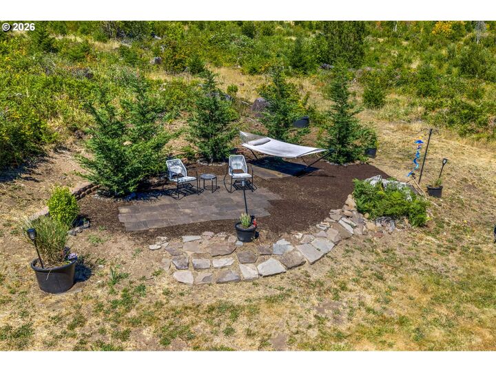 Property Photo: 2401 Loop Rd WA 98648