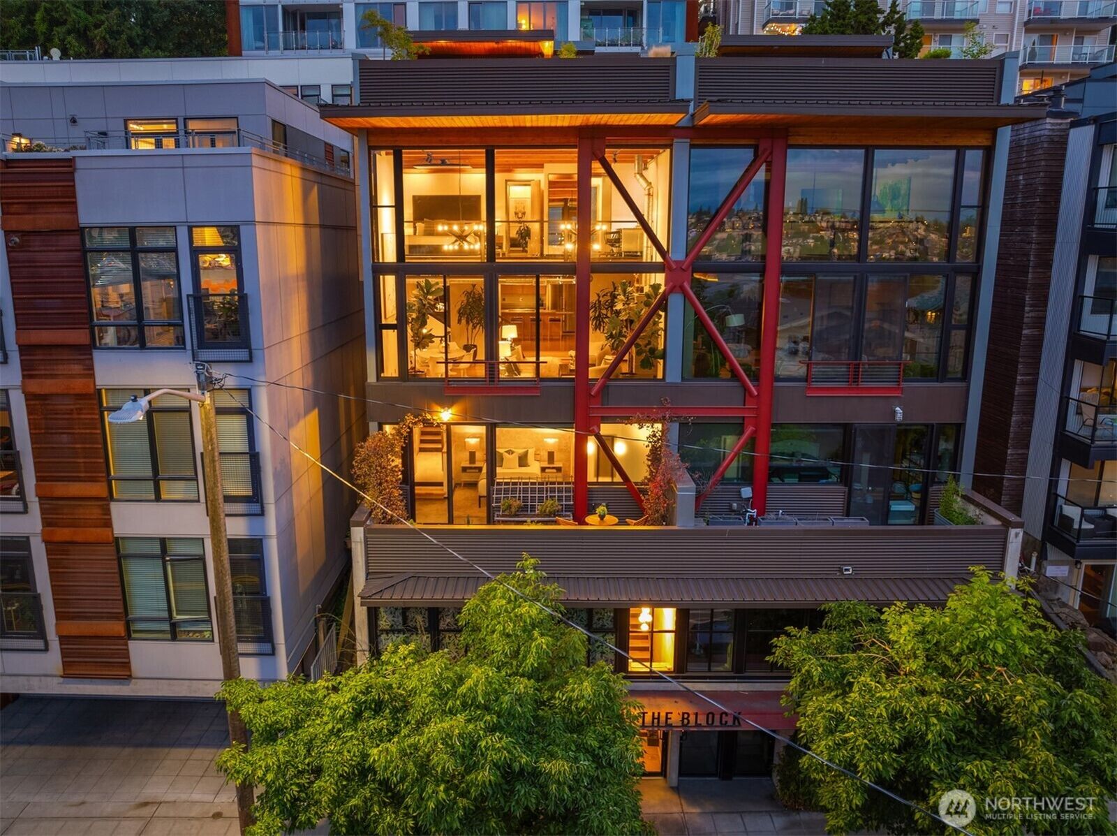 Property Photo: 1707 Dexter Avenue N B WA 98109