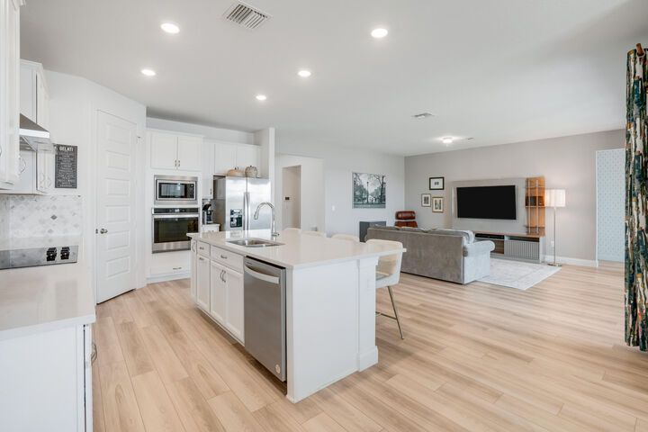 Property Photo: 6801 NW Cloverdale Avenue FL 34987