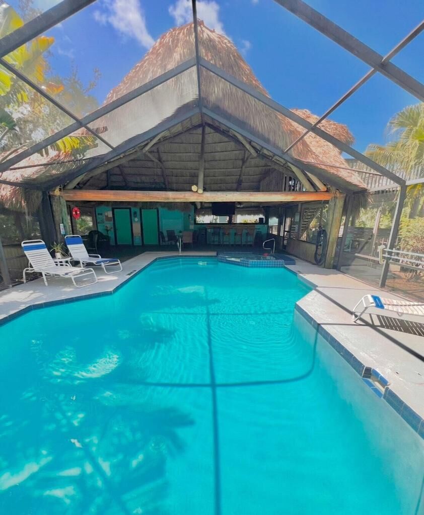 Property Photo:  1812 SE Hideaway Circle  FL 34952 