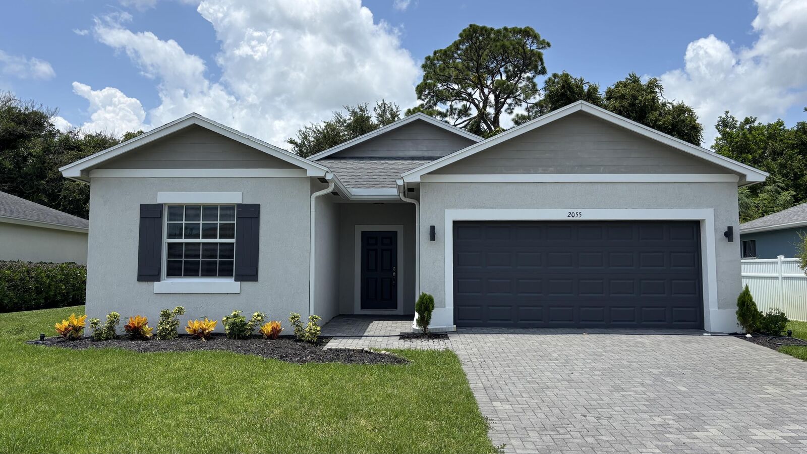 Property Photo: 2055 46th Avenue FL 32966
