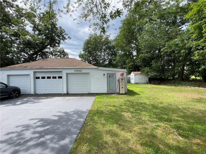 Property Photo:  348 Market , St  RI 02885 
