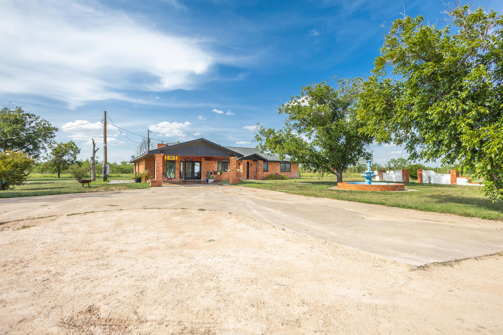 Property Photo: 11733 N Walnut Grove Road TX 76901