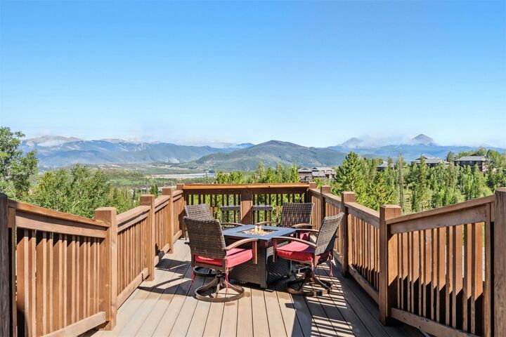 Property Photo:  112 Shooting Star Way  CO 80498 