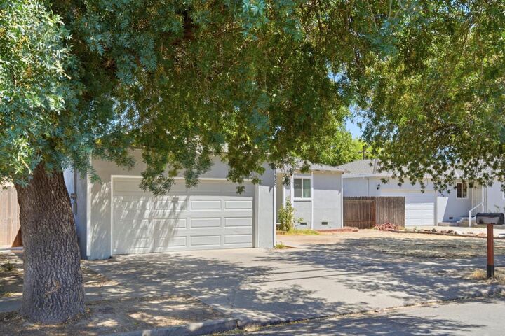 Property Photo: 1909 Evergreen Avenue CA 95350