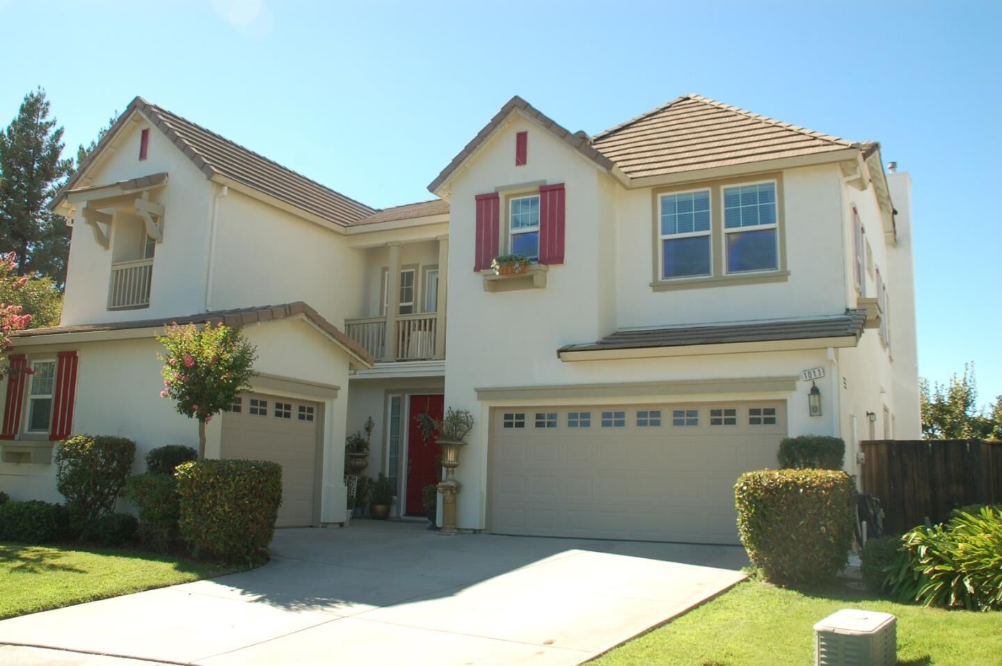 Property Photo:  1011 Tulloch Drive  CA 95304 