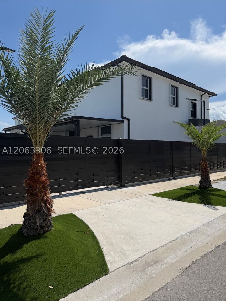 Property Photo: 18435 SW 136th Ave FL 33177