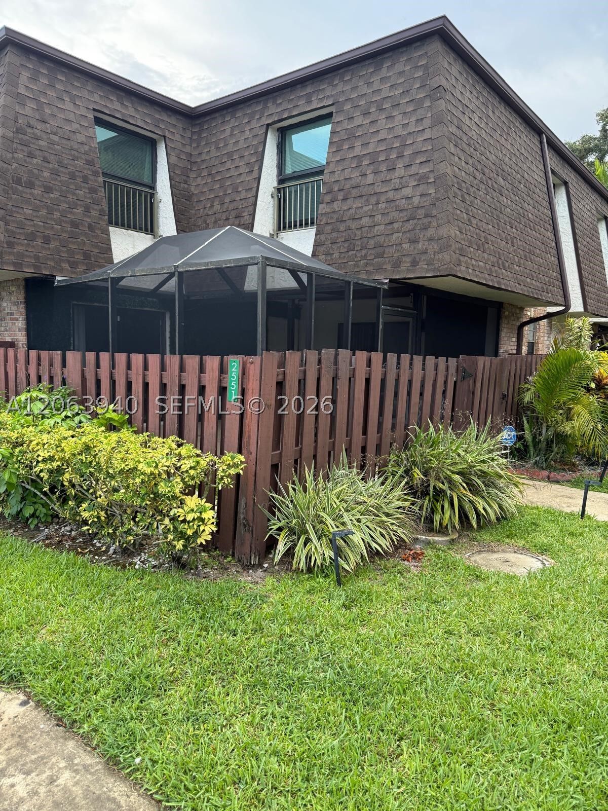 Property Photo:  2551 NW 99th Ave 2551  FL 33065 