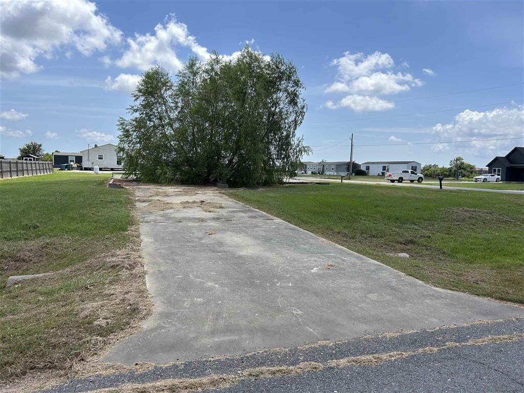Property Photo: 1304 Tall Sky Drive LA 70607