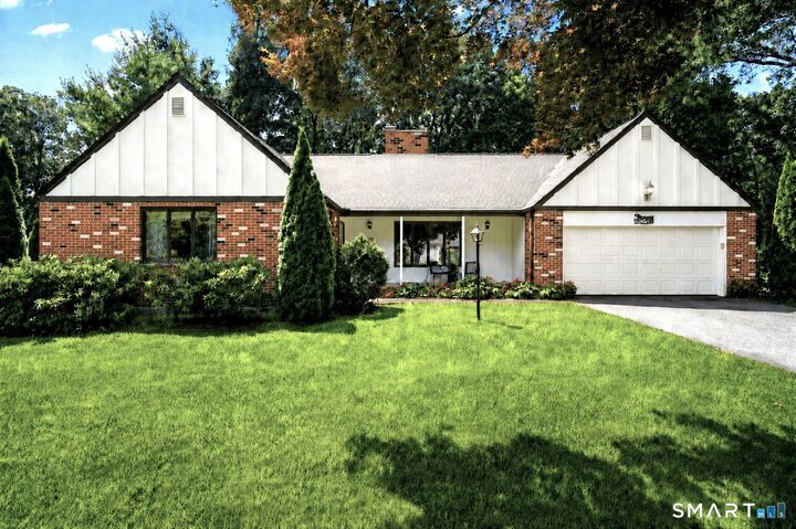 Property Photo:  322 Carriage Drive  CT 06033 