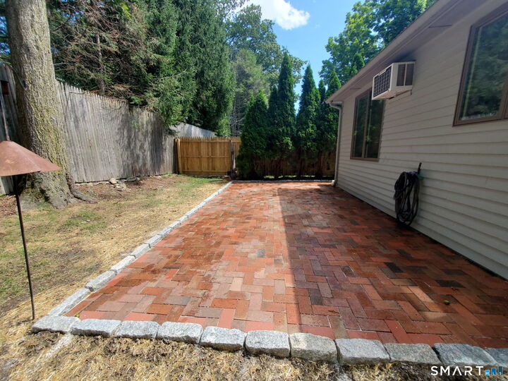 Property Photo:  25 Oakview Circle  CT 06880 