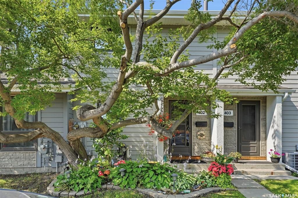 Property Photo:  2703 Spadina Crescent E 402  SK S7K 6P8 