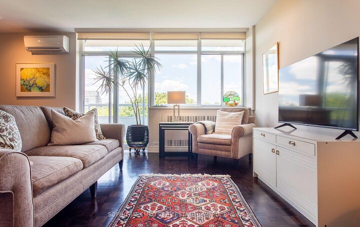 Property Photo: 580 Christie Street 603 ON M6G 3E3