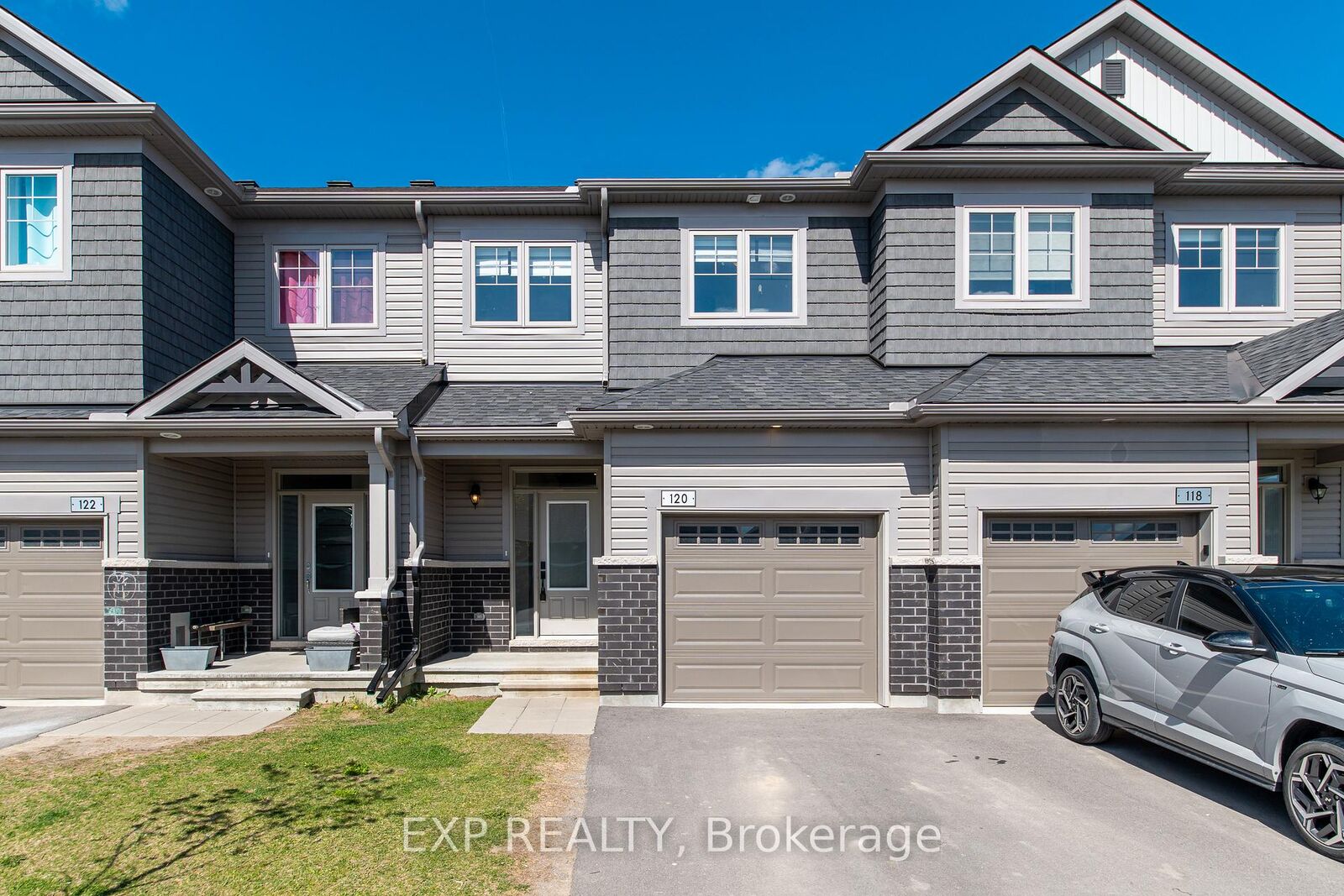 Property Photo:  120 Patchell Place  ON K0G 1J0 