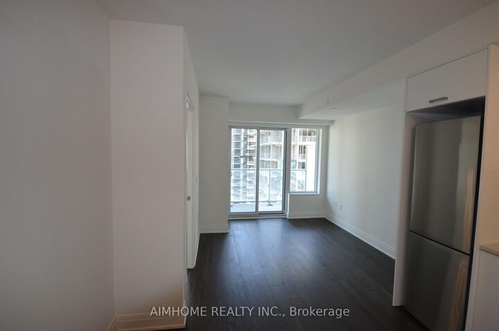 Property Photo:  99 Broadway Avenue 2202  ON M4P 0E3 