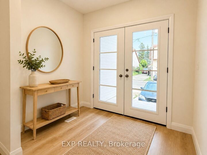 Property Photo:  13 Chester Street Upper  ON N1H 1K7 