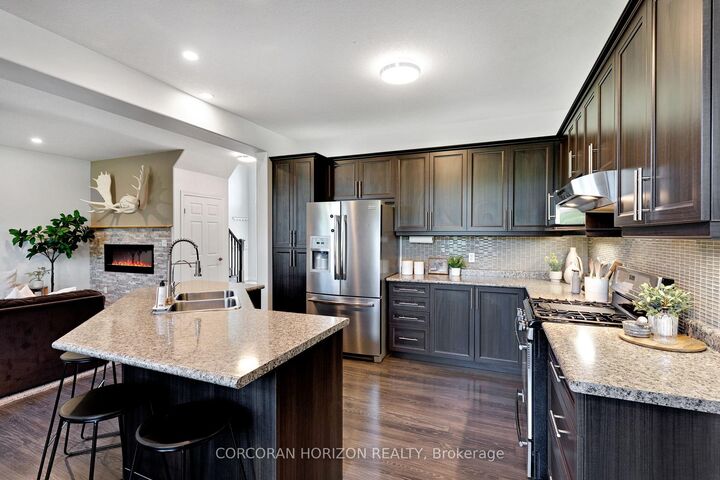 Property Photo:  135 Broadoaks Drive  ON N1T 0A9 