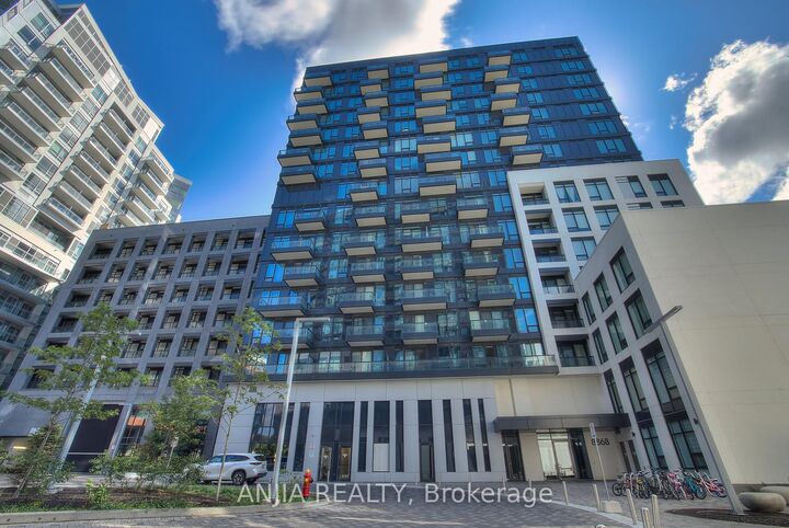 Property Photo:  8868 Yonge Street 701  ON L4C 0T4 