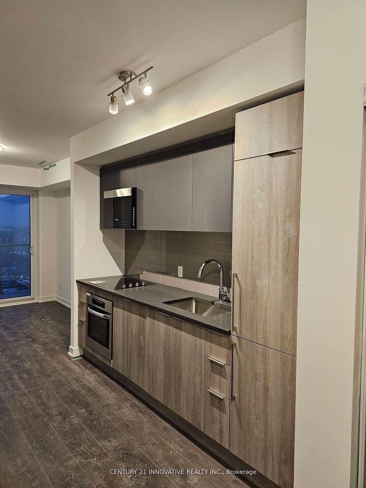 Property Photo: 2031 Kennedy Road 2519 ON M1T 0B8