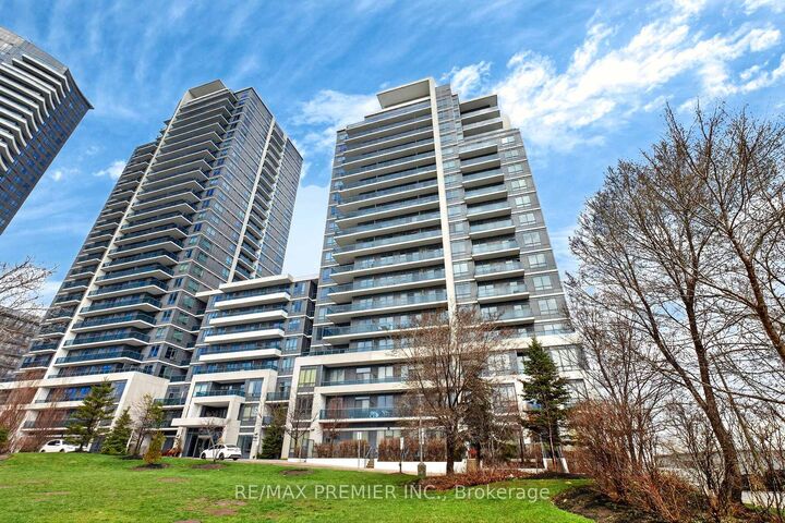 7167 Yonge Street 608 — photo 1