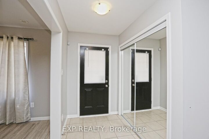 Property Photo:  11 Crossbill Road  ON L7A 0S5 