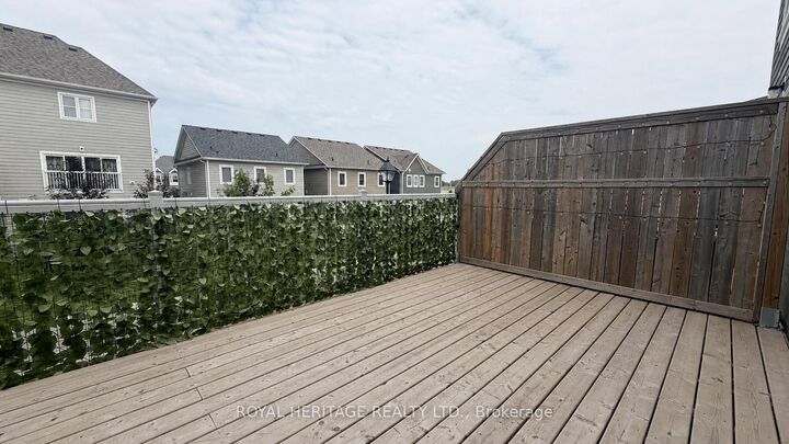 Property Photo:  107 Sandhill Crane Drive  ON L9Z 0J6 