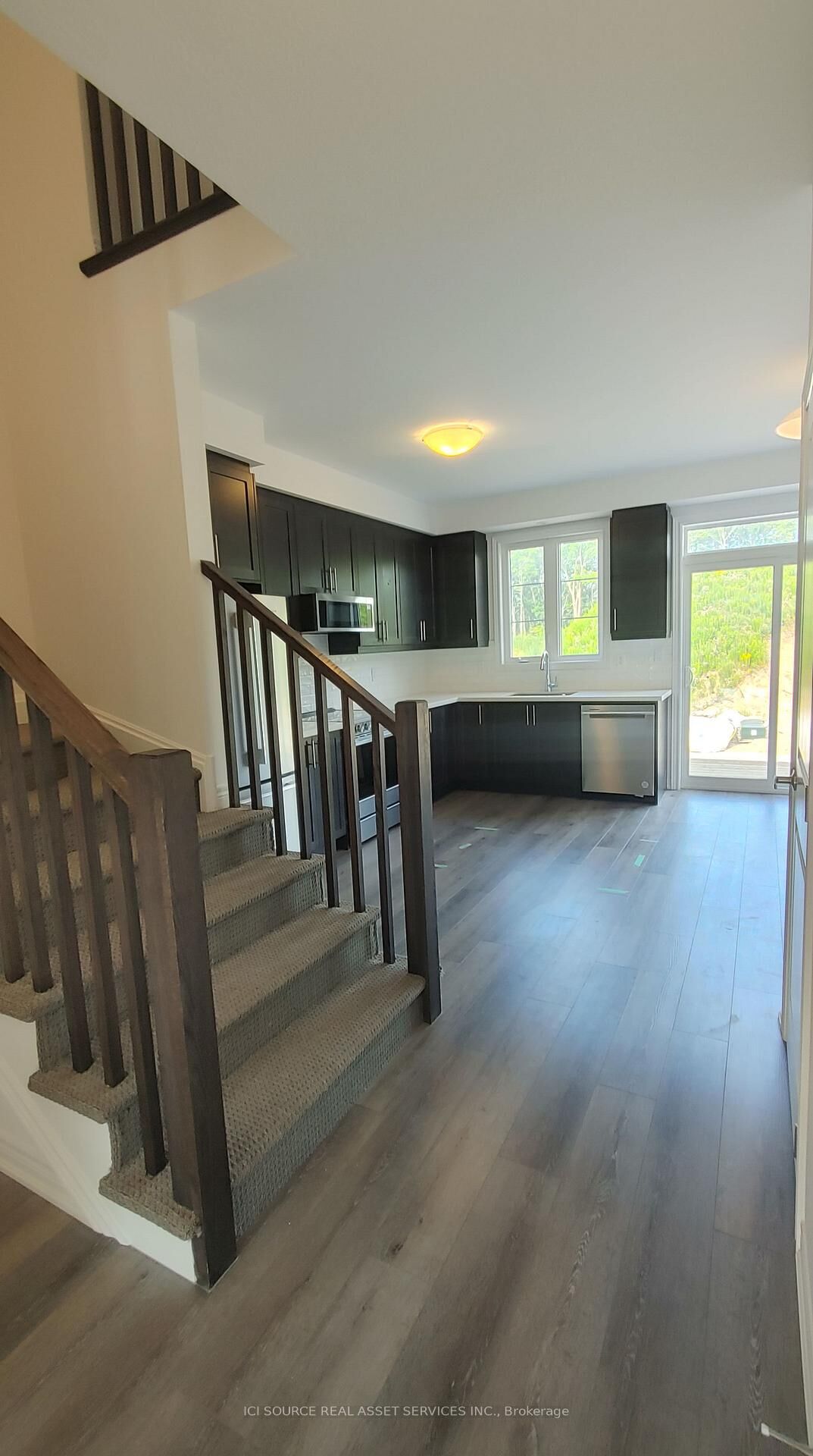 Property Photo: 120 Court Drive 65 ON N3L 0N2