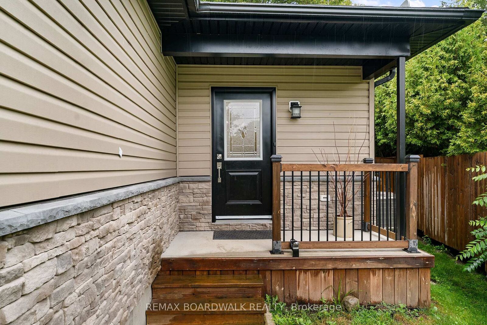 Property Photo: 32 David Street D ON K0E 1X0