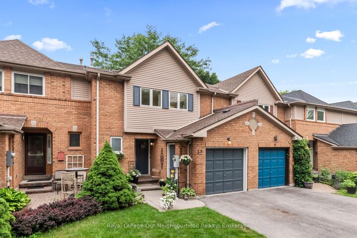 Photo de la propriété:  23 Woodward Drive  ON L1N 8X3 