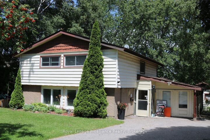 Property Photo:  394 Sunset Boulevard  ON L1B 1C8 