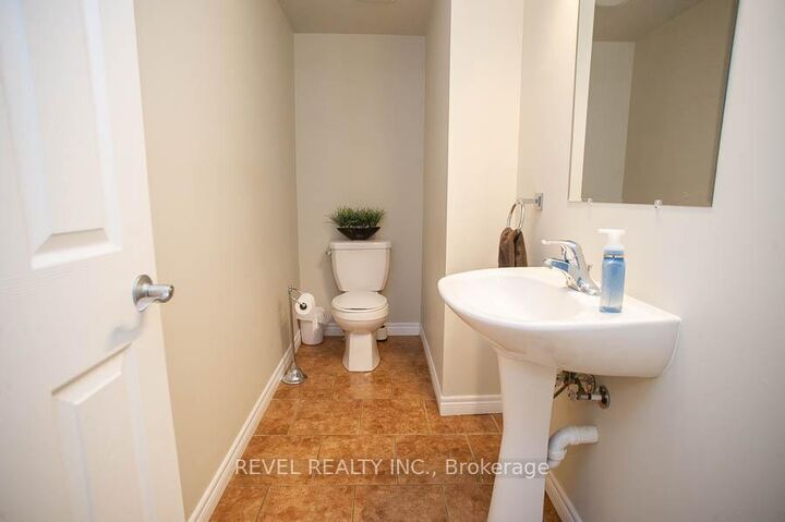 Property Photo: 20 McConkey Crescent 67 ON N3S 0C1