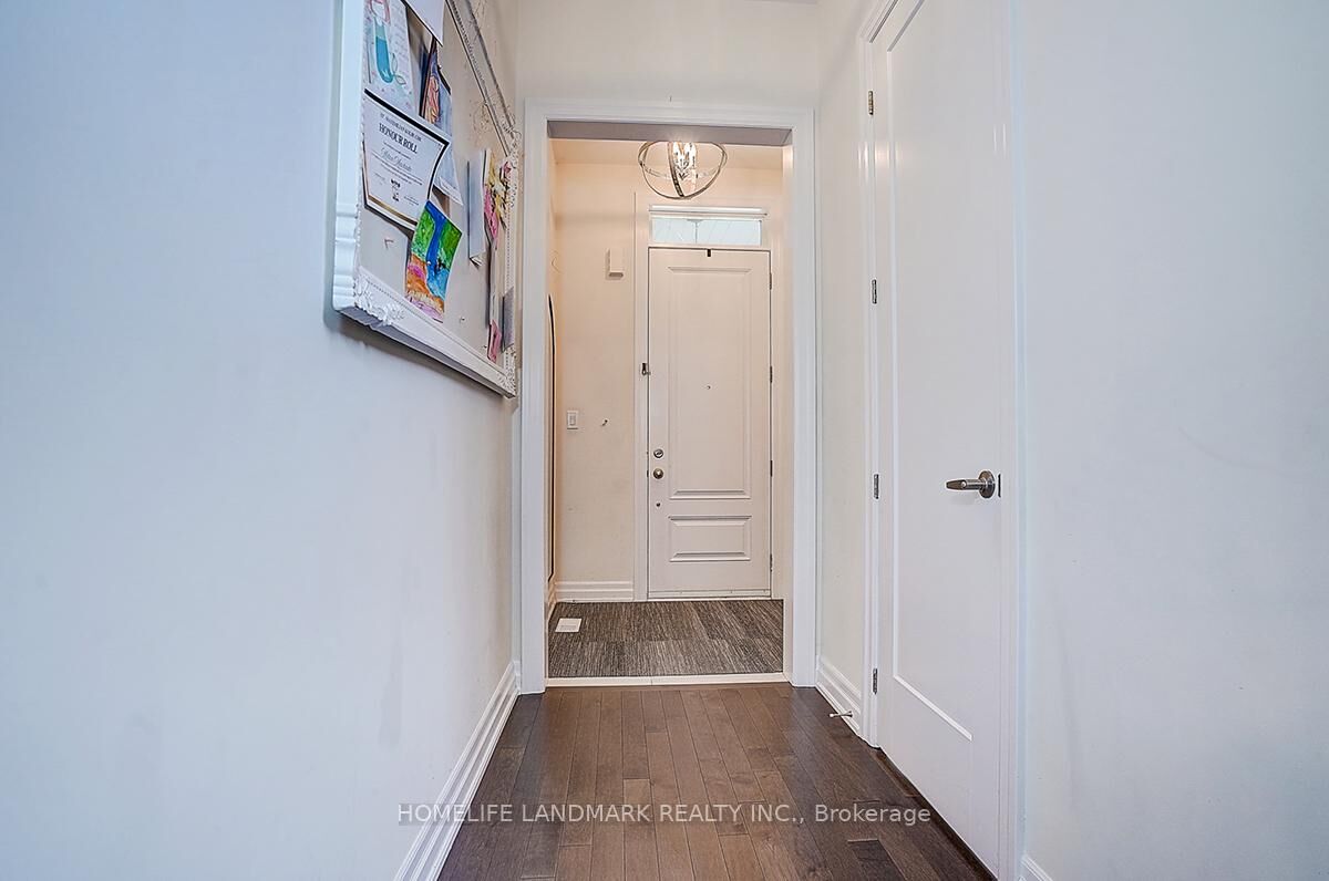 Property Photo:  56 Botelho Circle  ON L4G 3X2 