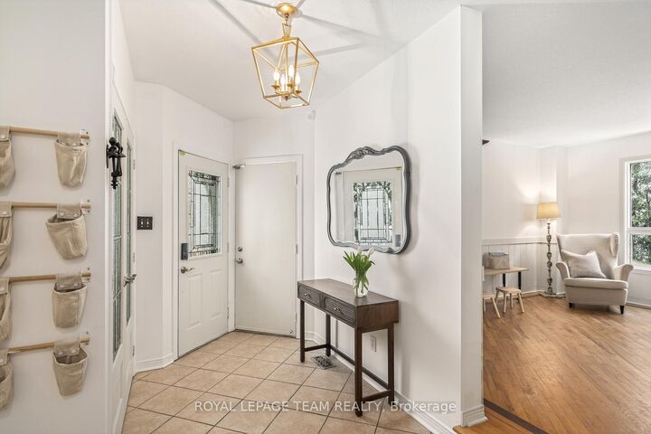 Property Photo:  77 Armagh Way  ON K2J 4C1 