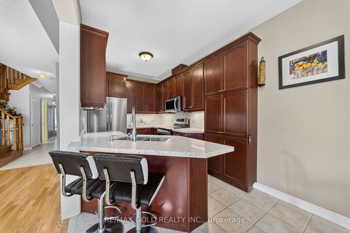 Property Photo: 104 Everingham Circle ON L6R 0R9