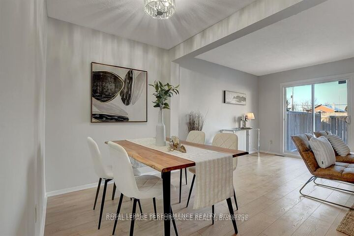 Property Photo:  2603 Pimlico Crescent  ON K1T 2A6 