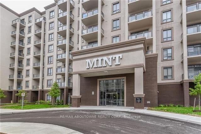 Property Photo: 2490 Old Bronte Road 515 ON L6M 4J2
