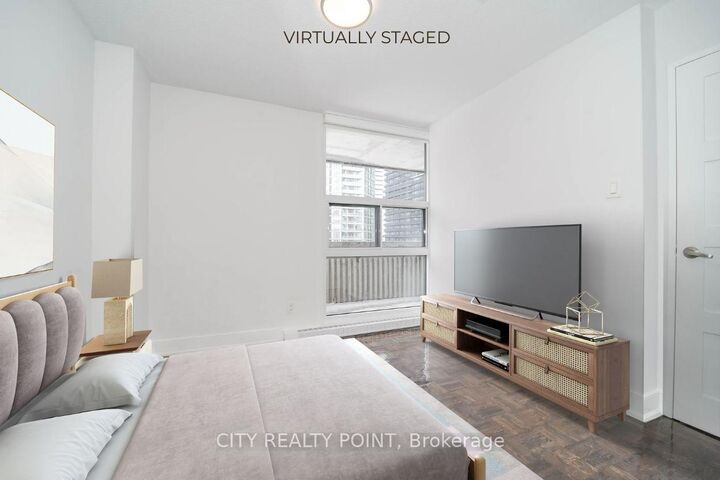 Property Photo:  33 Isabella Street 1610  ON M4Y 2P7 