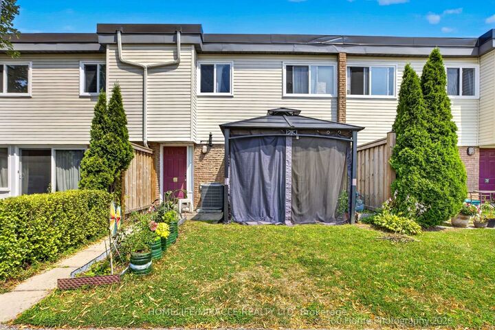74 Springfair Avenue 165 — photo 1