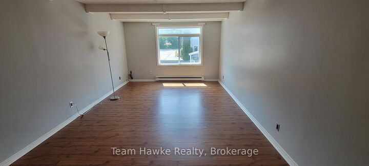 Property Photo: 349 King Street 2 ON L4R 3K7