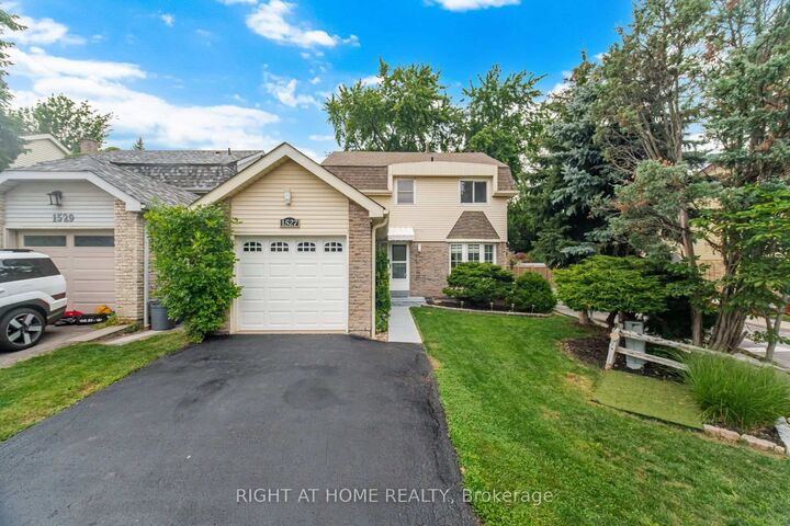 Property Photo:  1527 Forestdale Court  ON L6H 3A1 