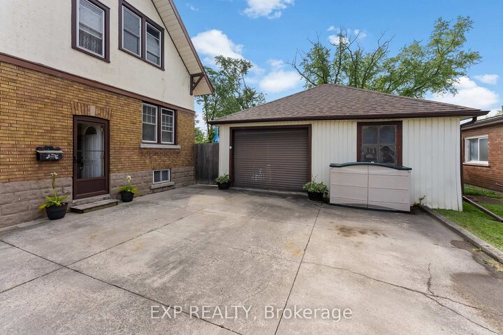 Property Photo: 3938 Main Street ON L2G 6B6