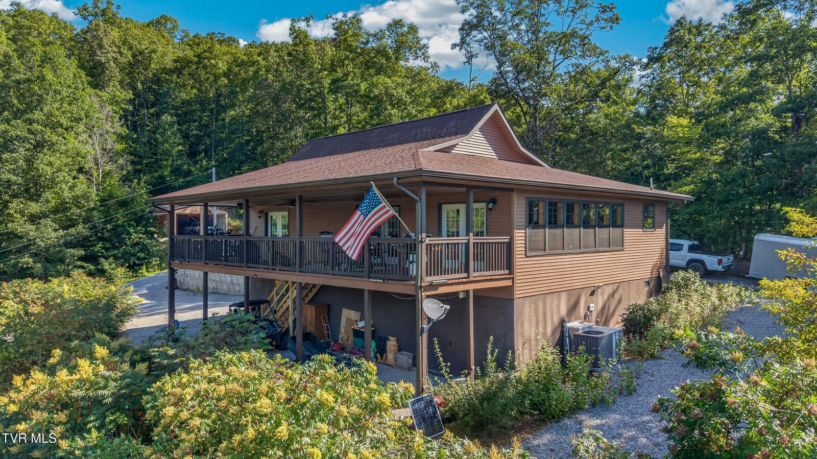 Property Photo: 7020 Caney Valley Road TN 37879