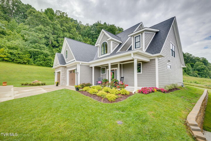 Property Photo:  92 Slonaker Circle  TN 37659 