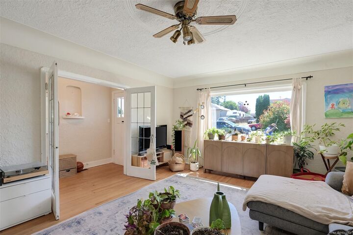 Property Photo: 3172 Donald St BC V9A 1Y3