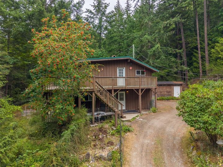 Property Photo: 115 Payne Rd BC V0N 2Y0