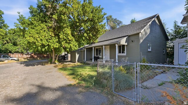 Property Photo: 671 E 2735 S UT 84403